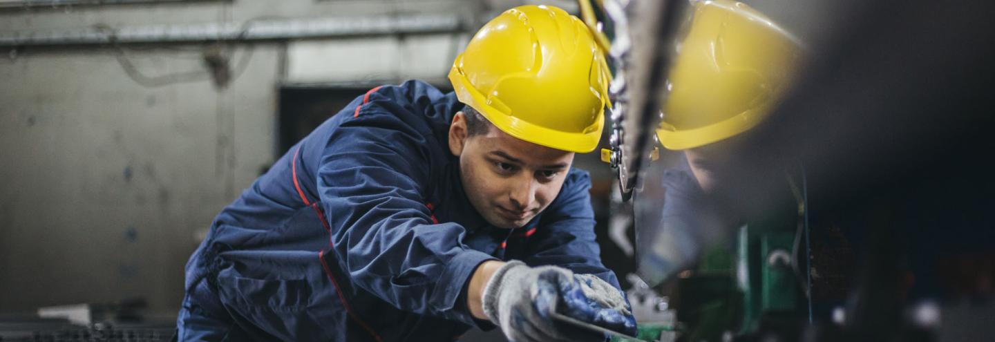 Ouvrier en usine